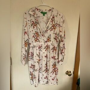 Ladies, long sleeve crisscross dress with pockets